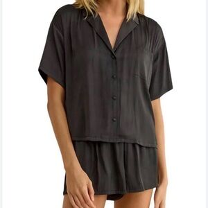 Zsupply Black Short Sleeve Button-Front Pajama Top and Shorts Set - Women